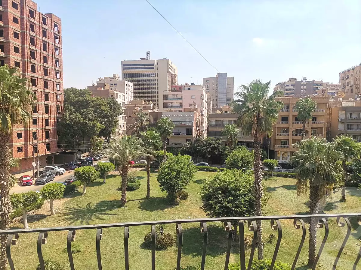 https://aqarmap.com.eg/ar/listing/7049709-for-sale-cairo-heliopolis-ard-el-golf-mahmoud-qutb-st