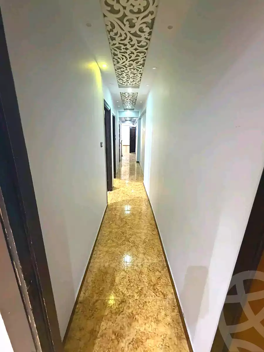 https://aqarmap.com.eg/ar/listing/7057123-for-sale-alexandria-lsywf-el-falki