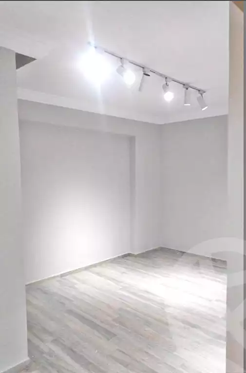 https://aqarmap.com.eg/en/listing/7057325-for-sale-cairo-el-haram-el-maryotya-sefara-st