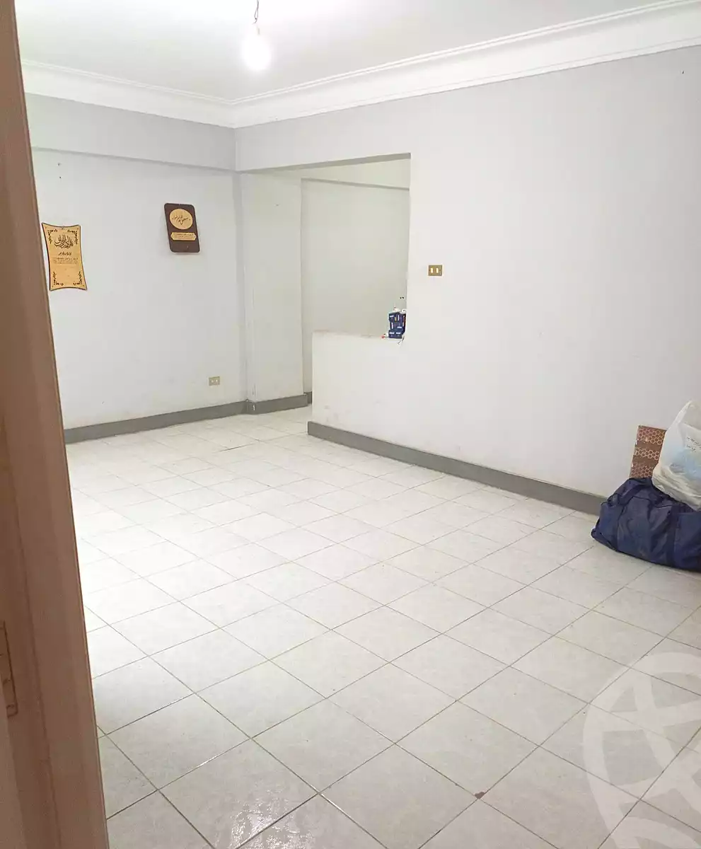 https://aqarmap.com.eg/ar/listing/7057567-for-sale-alexandria-al-agamy-lbytsh-el-hay-st