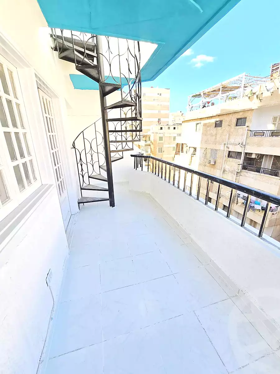 https://aqarmap.com.eg/ar/listing/7057816-for-sale-alexandria-al-agamy-shataa-el-nakheel