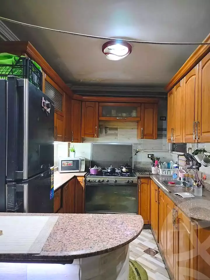 https://aqarmap.com.eg/ar/listing/7058111-for-sale-cairo-hadayek-el-koba-teraat-al-gabal-st