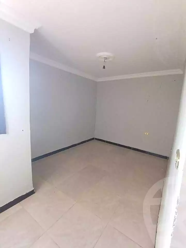 https://aqarmap.com.eg/ar/listing/7058117-for-sale-alexandria-el-asafra-shr-45