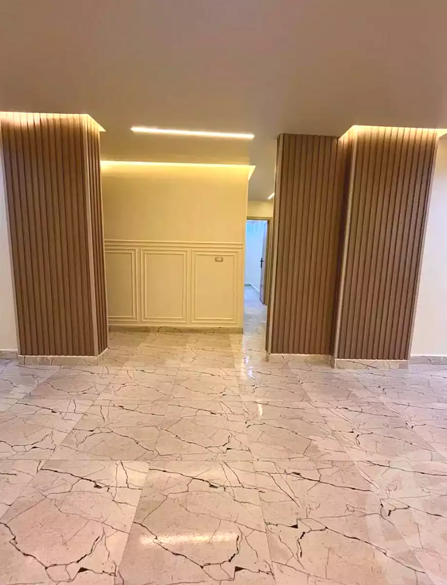 https://aqarmap.com.eg/en/listing/7058181-for-sale-alexandria-al-agamy-lbytsh-bianchiii