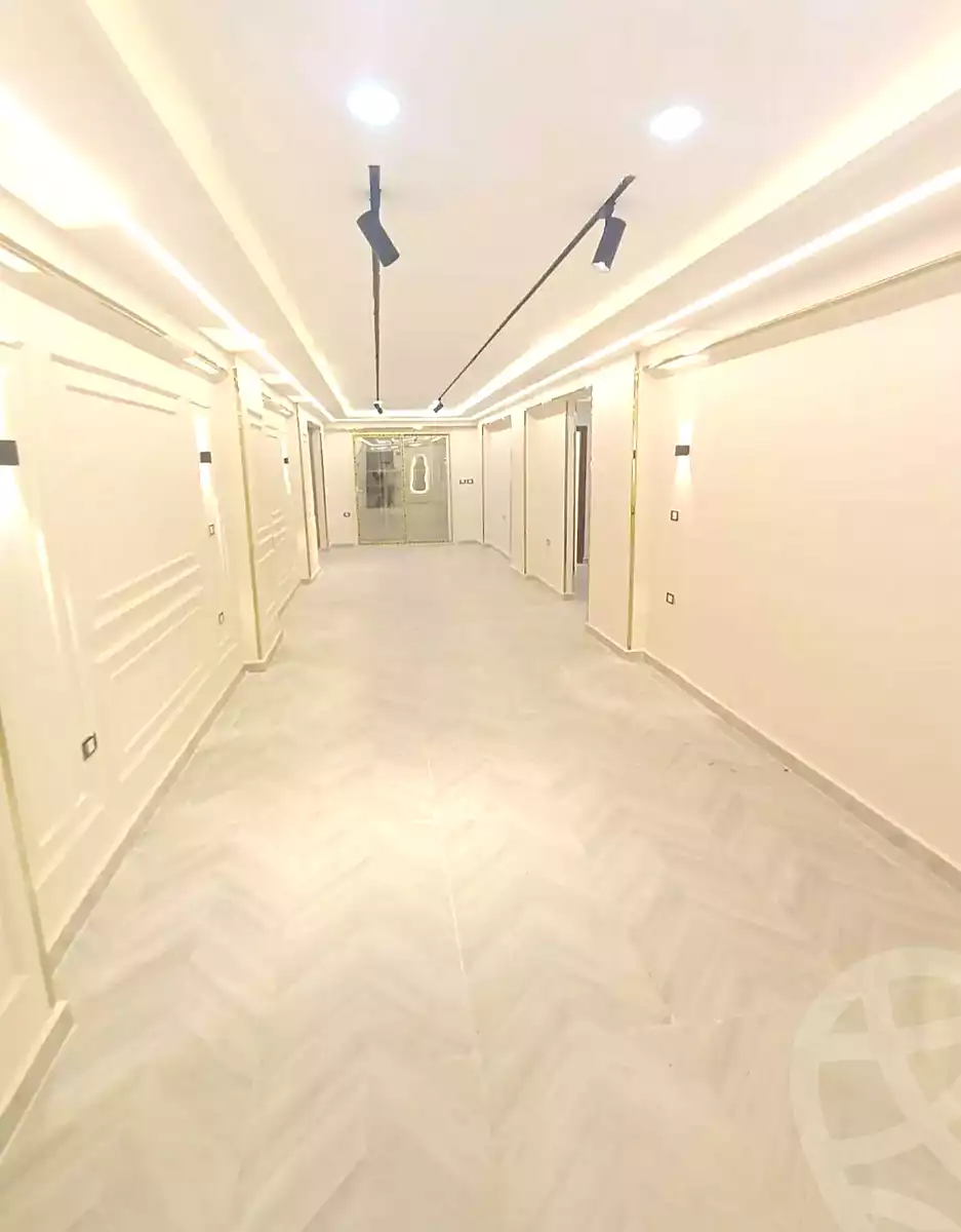 https://aqarmap.com.eg/ar/listing/7058197-for-sale-alexandria-al-agamy-el-hanouvel