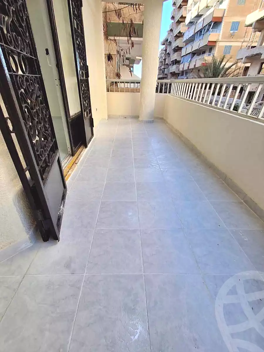 https://aqarmap.com.eg/ar/listing/7058235-for-sale-alexandria-al-agamy-shataa-el-nakheel