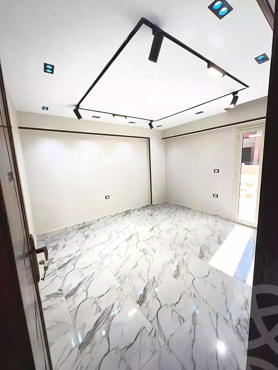 https://aqarmap.com.eg/ar/listing/7058364-for-sale-alexandria-al-agamy-lbytsh-shahr-al-assal-st