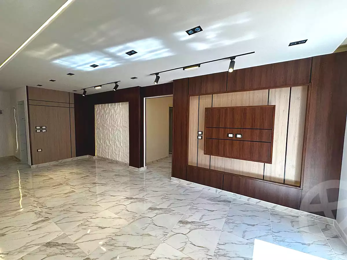 https://aqarmap.com.eg/ar/listing/7058364-for-sale-alexandria-al-agamy-lbytsh-shahr-al-assal-st