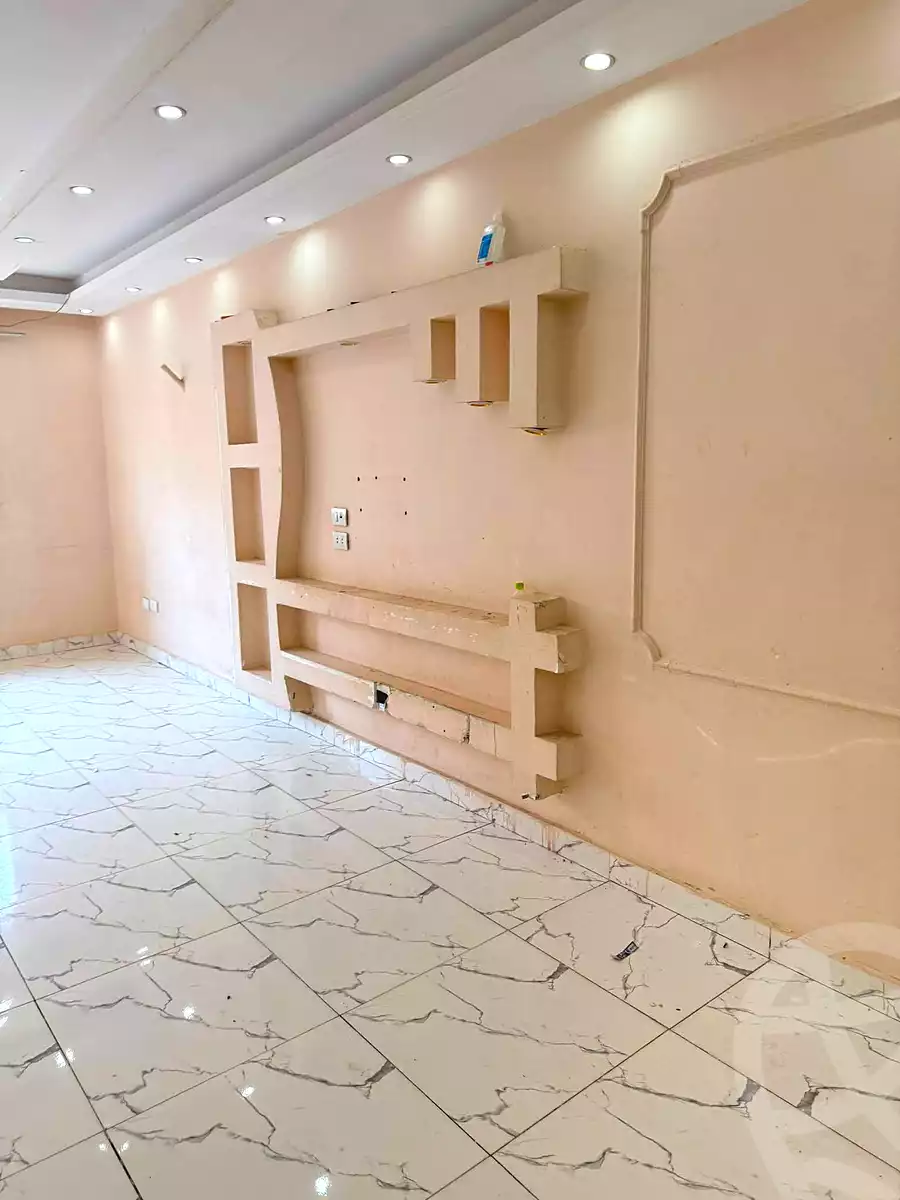 https://aqarmap.com.eg/ar/listing/7058407-for-sale-cairo-faisal-shareaa-el-eshren