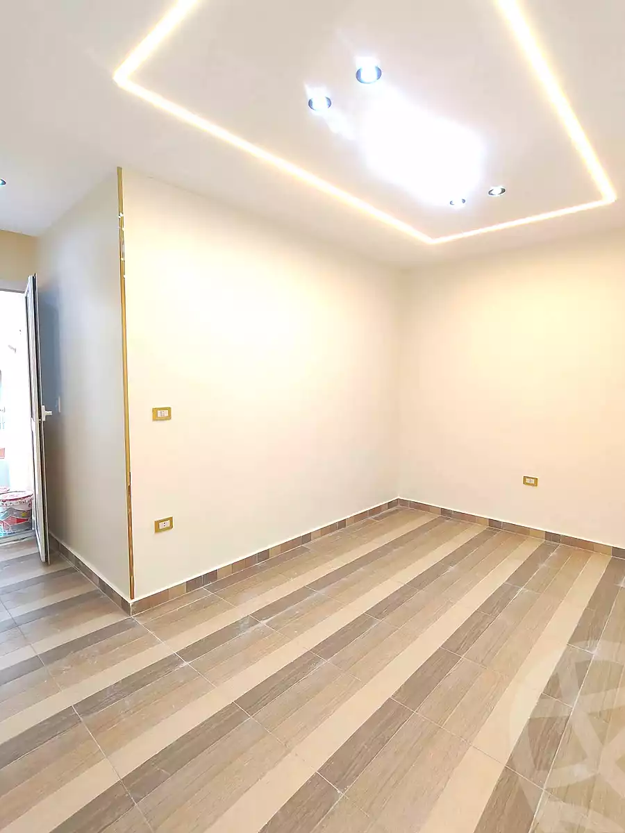 https://aqarmap.com.eg/ar/listing/7058608-for-sale-alexandria-miami-khld-bn-lwlyd