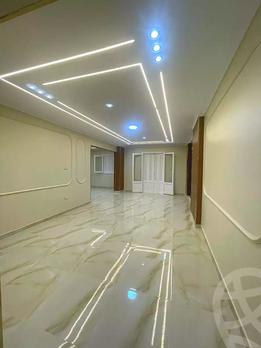 https://aqarmap.com.eg/ar/listing/7058612-for-sale-alexandria-miami-abou-el-arab-st