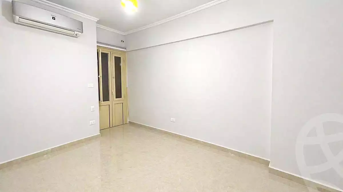https://aqarmap.com.eg/en/listing/7058719-for-sale-alexandria-moharram-bey