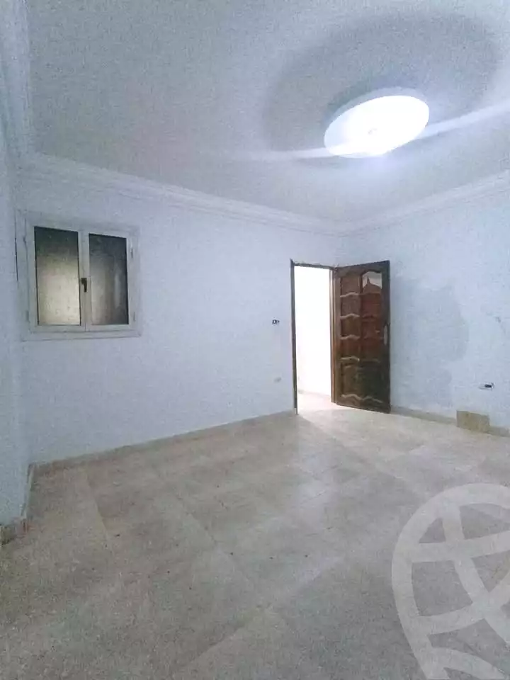 https://aqarmap.com.eg/ar/listing/7058861-for-sale-alexandria-al-agamy-lbytsh-shahr-al-assal-st