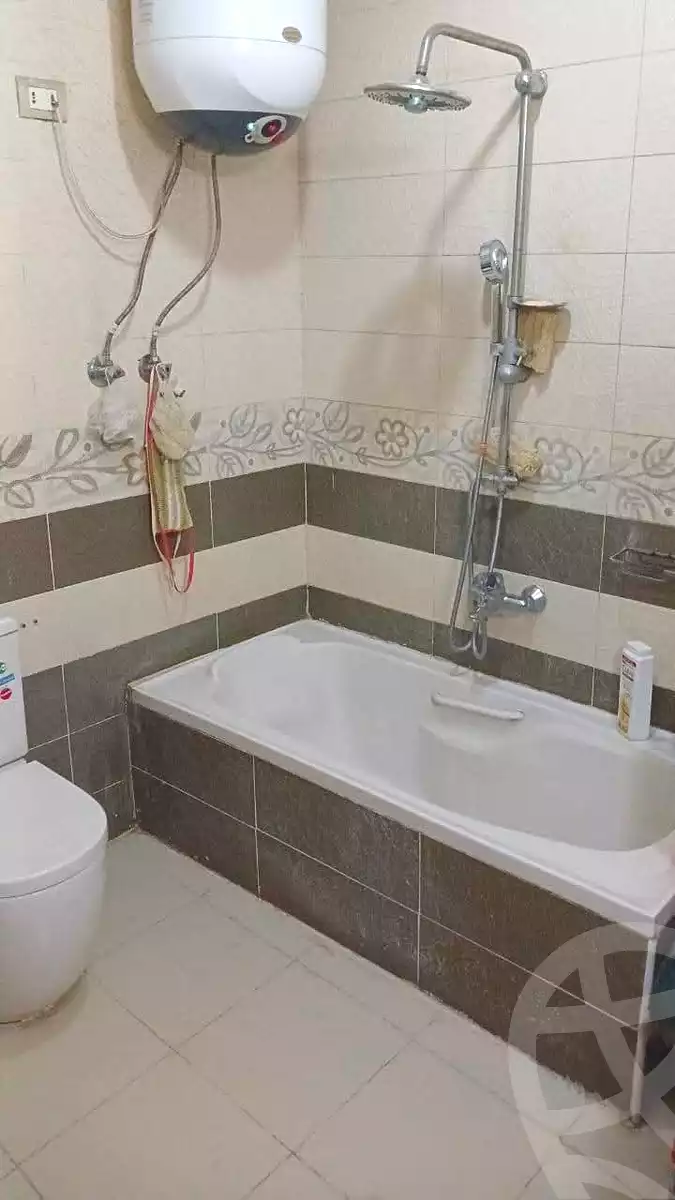 https://aqarmap.com.eg/ar/listing/7058877-for-sale-cairo-ain-shams-ain-shams-el-sharkia-shr-brhym-bd-lrzq
