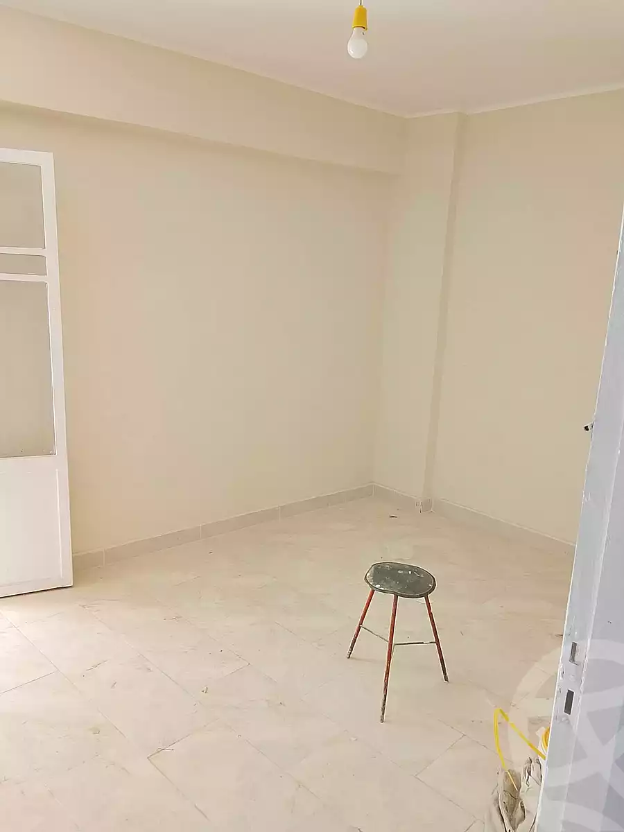 https://aqarmap.com.eg/ar/listing/7059066-for-sale-alexandria-el-asafra-l-sfr-qbly-street-30