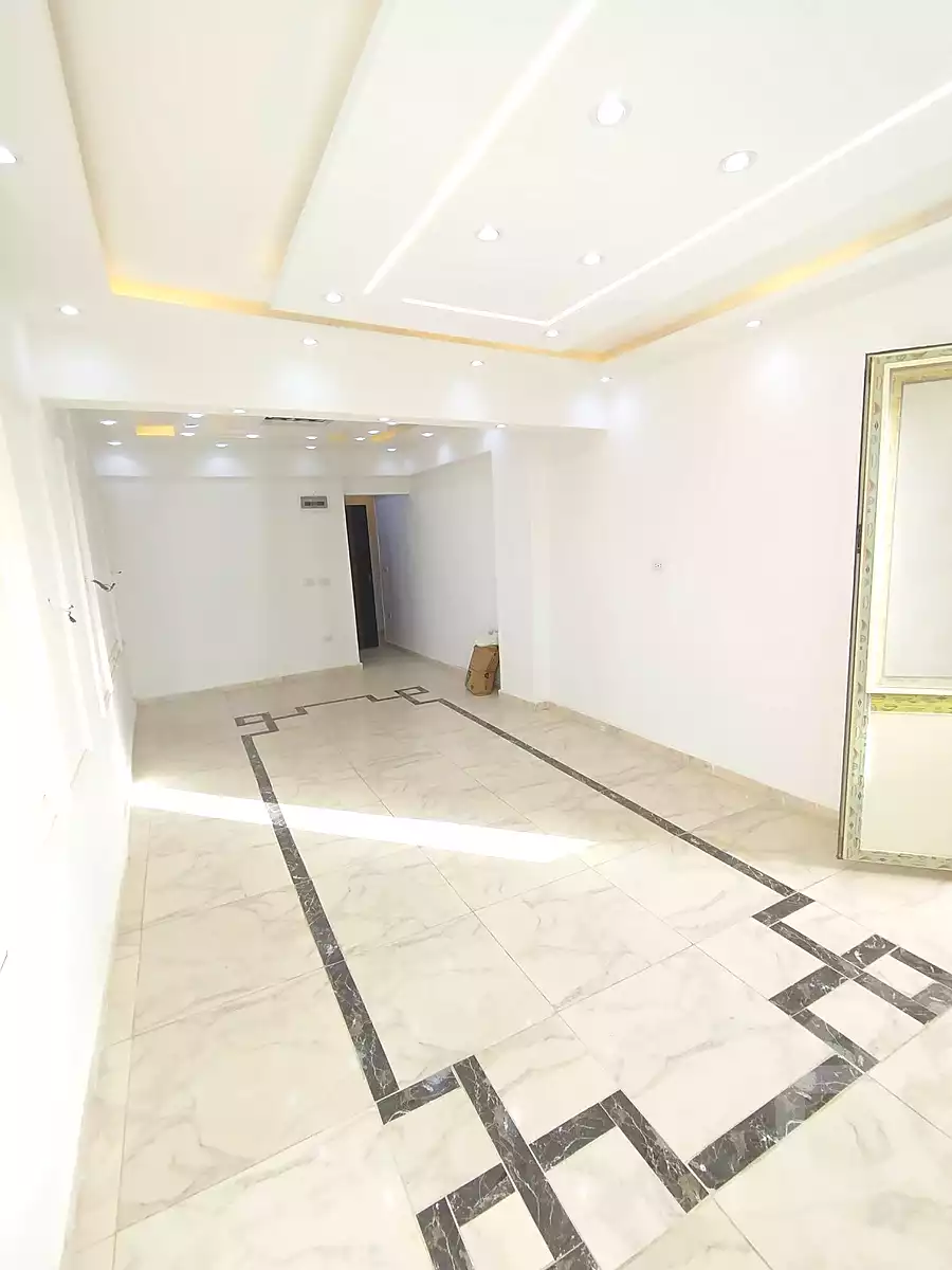 https://aqarmap.com.eg/en/listing/7059085-for-sale-alexandria-lsywf-el-falki