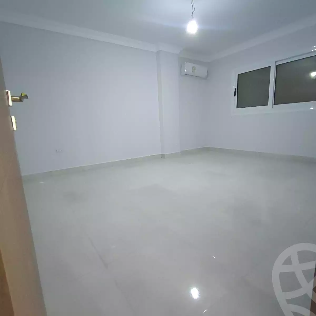 https://aqarmap.com.eg/en/listing/7059412-for-rent-cairo-new-cairo-ganob-el-akadamiya-south-academy-b-taha-hussein-st