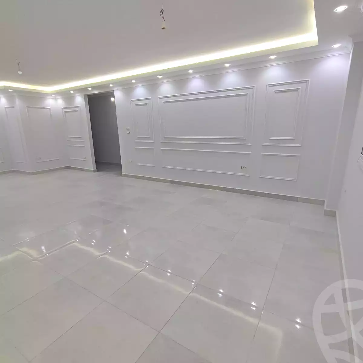 https://aqarmap.com.eg/en/listing/7059412-for-rent-cairo-new-cairo-ganob-el-akadamiya-south-academy-b-taha-hussein-st