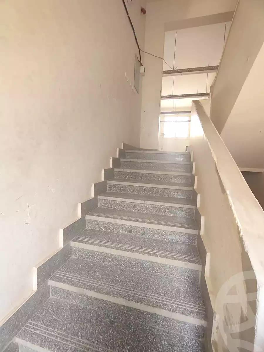 https://aqarmap.com.eg/ar/listing/7059436-for-sale-cairo-badr-city-manteqat-el-250-fadan