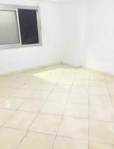https://aqarmap.com.eg/ar/listing/7059462-for-rent-alexandria-al-agamy-lbytsh