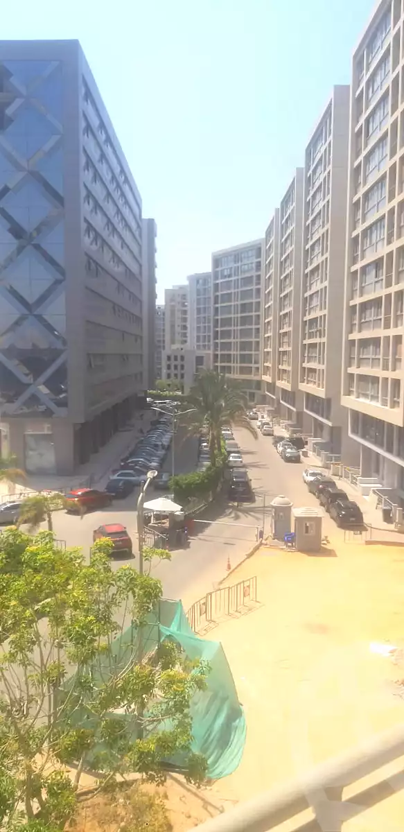 https://aqarmap.com.eg/ar/listing/7059510-for-sale-cairo-el-maadi-compounds-kmbwnd-wn-qtmyh-m-mr-lmrshdy