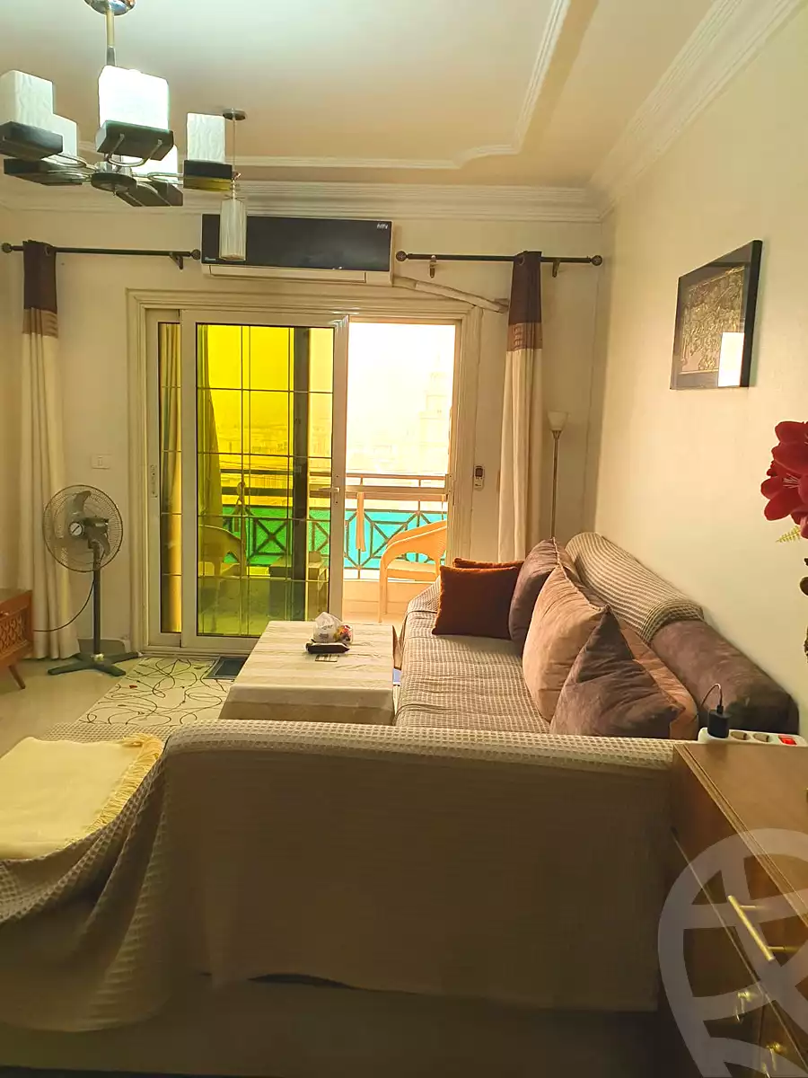 https://aqarmap.com.eg/en/listing/7045715-for-rent-cairo-el-sheikh-zayed-city-compounds-rawdet-zayed