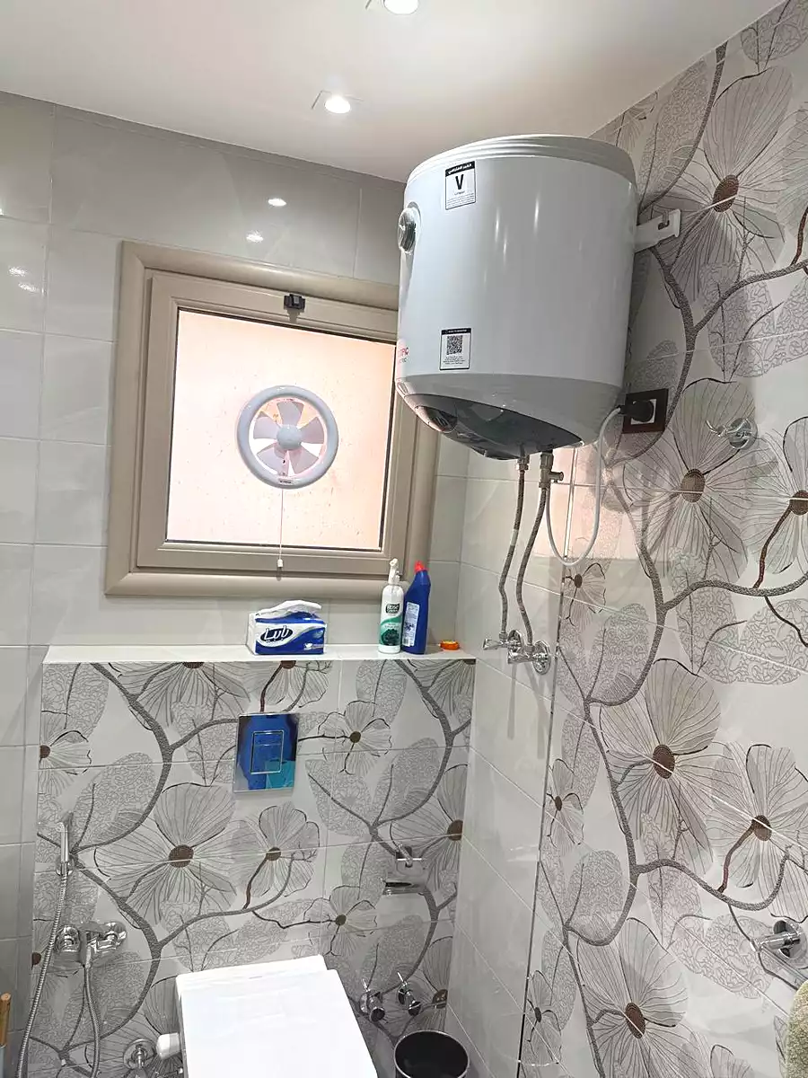 https://aqarmap.com.eg/ar/listing/7059686-for-sale-cairo-new-cairo-compounds-galleria-moon-valley-compound-arabia