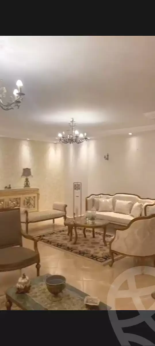 https://aqarmap.com.eg/ar/listing/7059912-for-sale-sharqia-zagazig-zagazig-city-ghasham-rd
