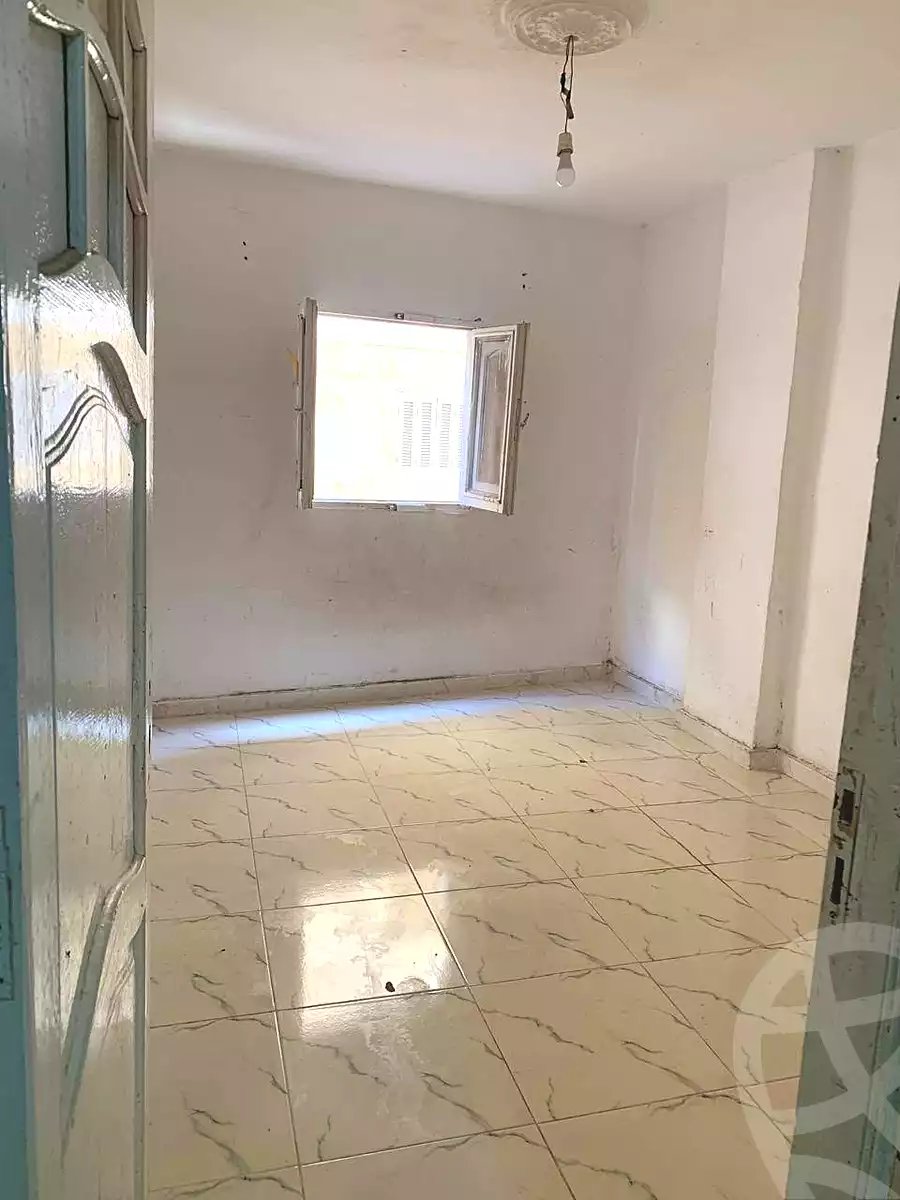 https://aqarmap.com.eg/en/listing/7059111-for-sale-alexandria-al-agamy-el-hanouvel
