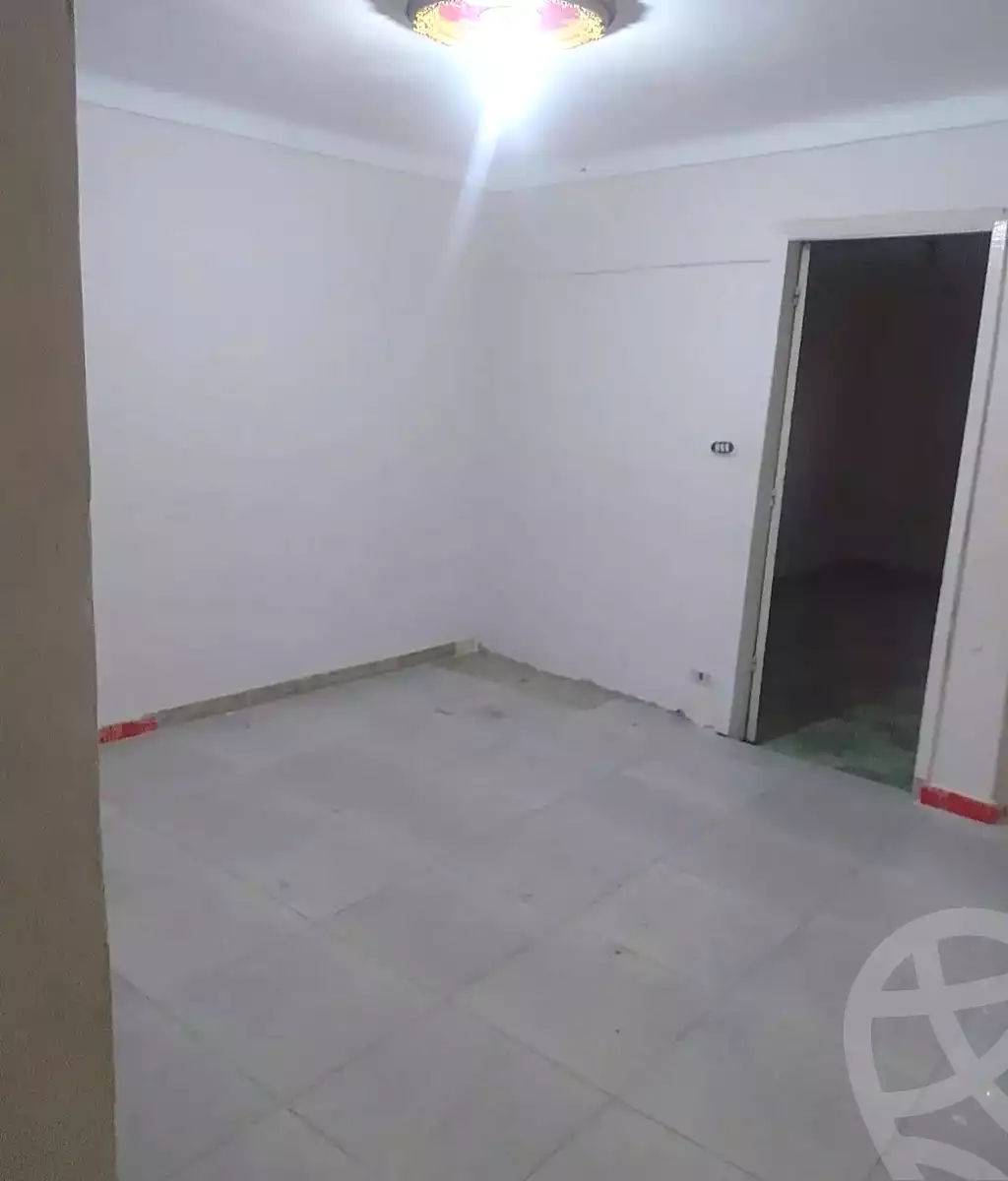https://aqarmap.com.eg/ar/listing/7061016-for-sale-alexandria-sydy-bshr-sydy-bshr-qbly-mohamed-farid-st
