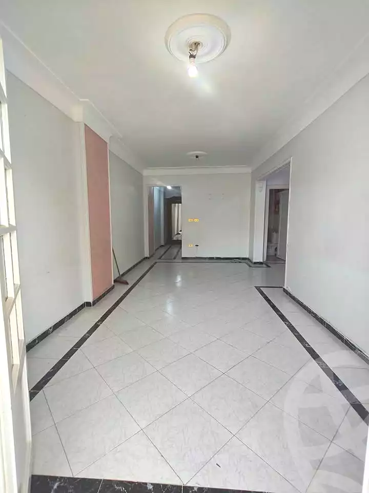 https://aqarmap.com.eg/ar/listing/7061086-for-sale-alexandria-sydy-bshr-sydy-bshr-bhry-gamal-abd-el-nasir-st