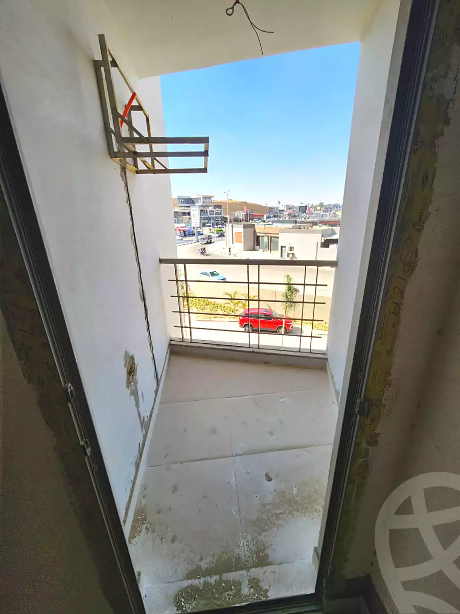 https://aqarmap.com.eg/ar/listing/7061161-for-sale-cairo-el-maadi-compounds-kmbwnd-wn-qtmyh-m-mr-lmrshdy