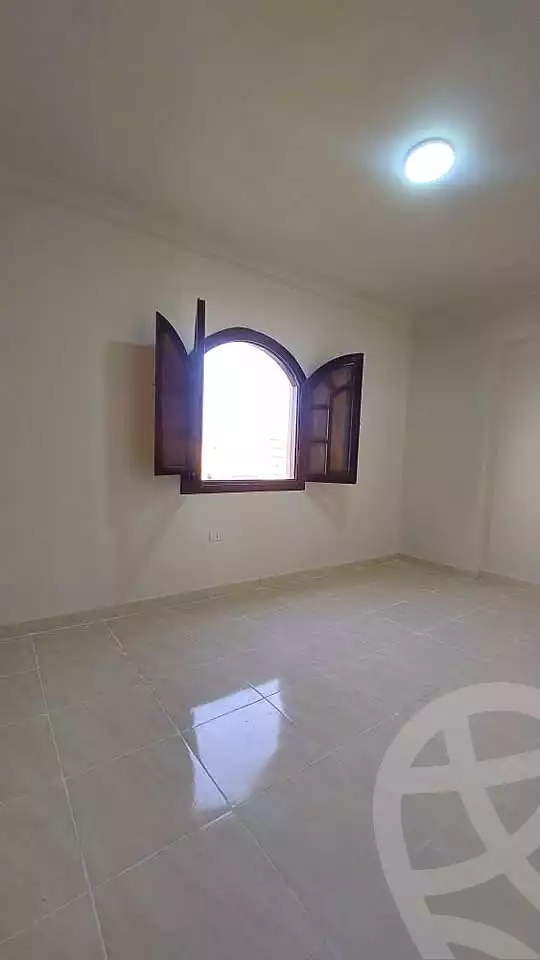 https://aqarmap.com.eg/ar/listing/7061462-for-sale-alexandria-al-agamy-shataa-el-nakheel