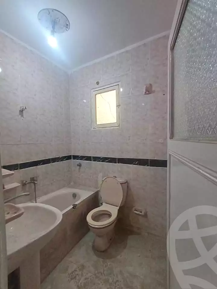 https://aqarmap.com.eg/ar/listing/7062144-for-sale-alexandria-miami-street-57