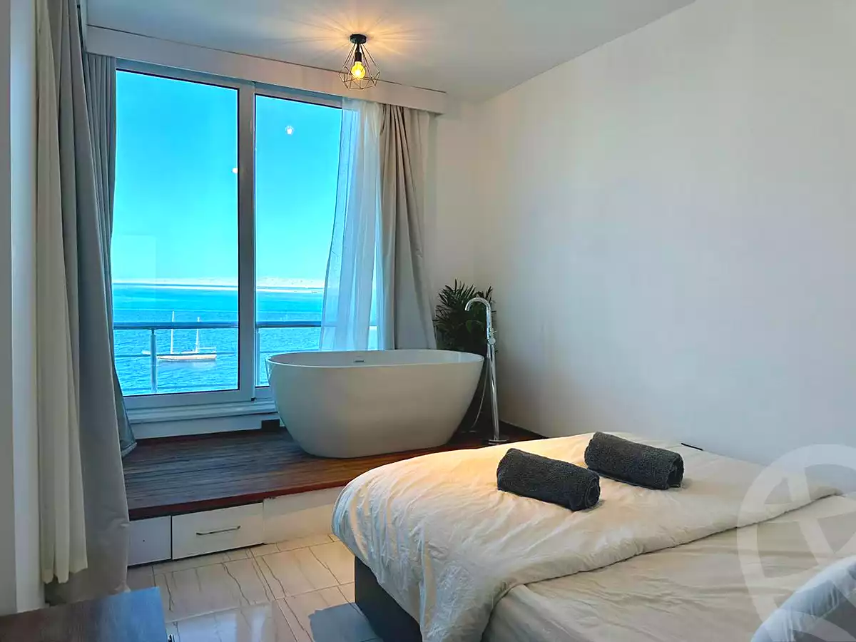 https://aqarmap.com.eg/ar/listing/7062263-for-sale-red-sea-hurghada-city-el-hadba-sheraton-st