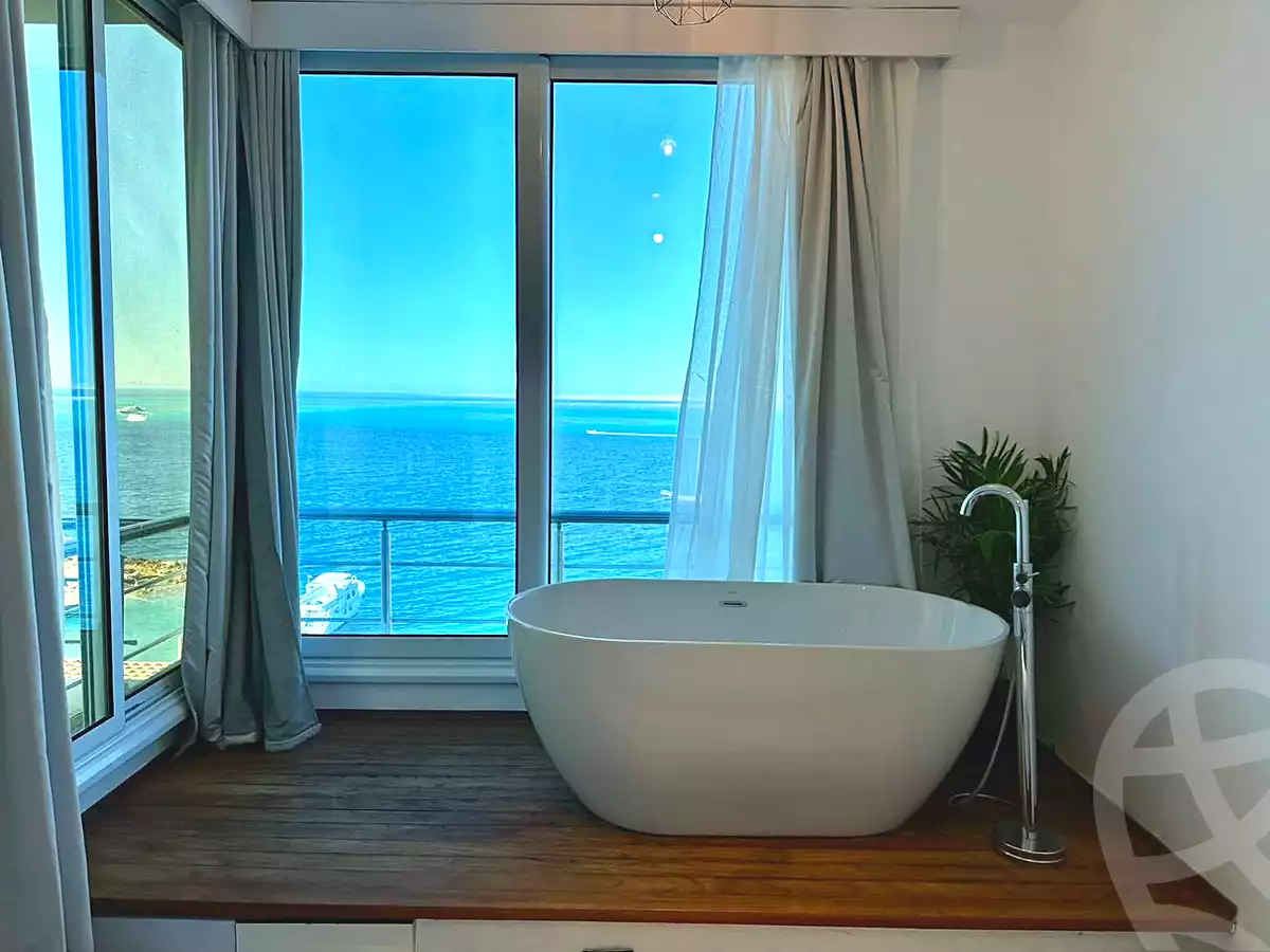 https://aqarmap.com.eg/ar/listing/7062263-for-sale-red-sea-hurghada-city-el-hadba-sheraton-st