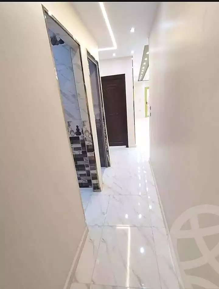 https://aqarmap.com.eg/ar/listing/7062343-for-sale-alexandria-al-agamy-lbytsh