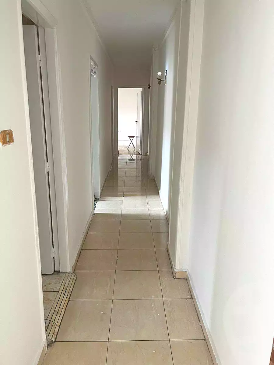 https://aqarmap.com.eg/en/listing/7059138-for-sale-alexandria-ghobrial