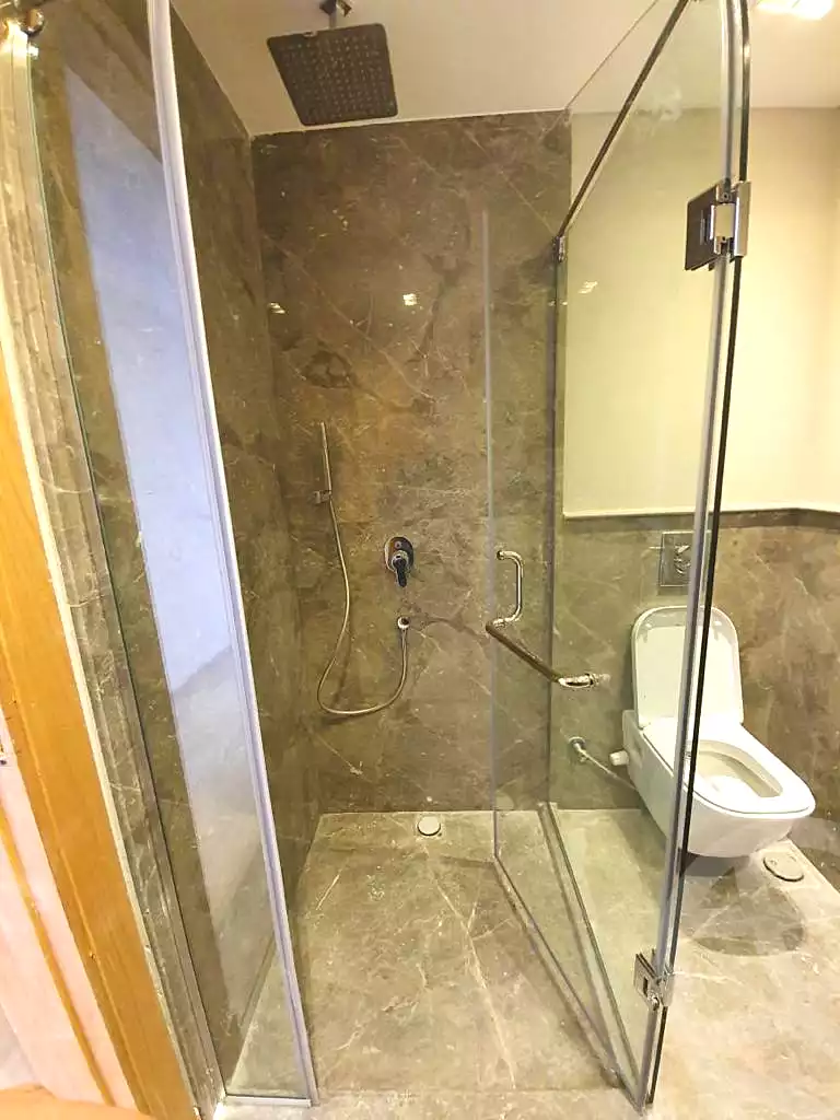 https://aqarmap.com.eg/ar/listing/7062828-for-sale-cairo-new-cairo-compounds-mountain-view-hyde-park