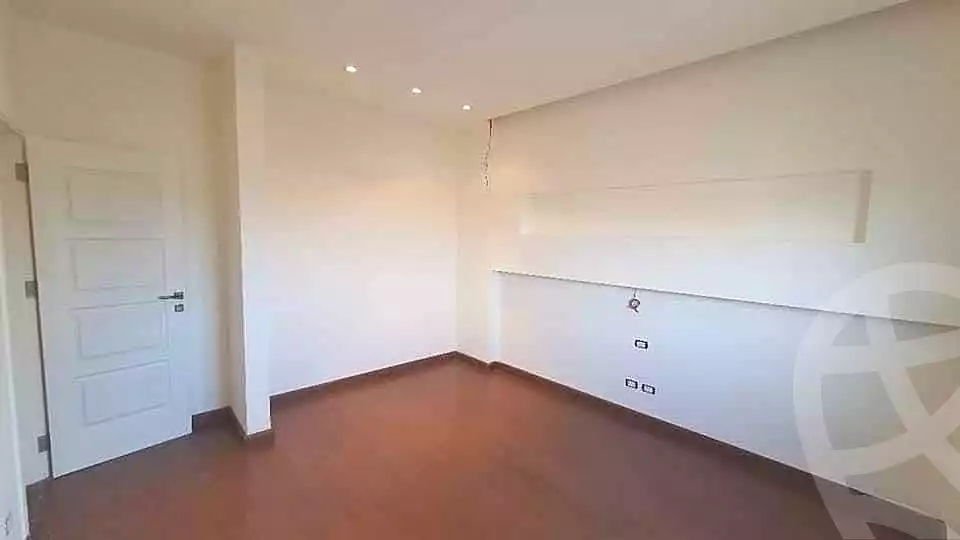 https://aqarmap.com.eg/ar/listing/7062922-for-sale-cairo-new-cairo-south-investors-al-gezira-st