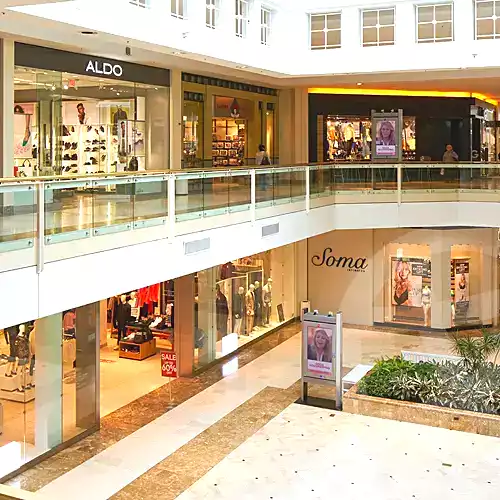 https://aqarmap.com.eg/en/listing/7063147-for-sale-cairo-new-administrative-capital-r5-sign-one-mall-rayn
