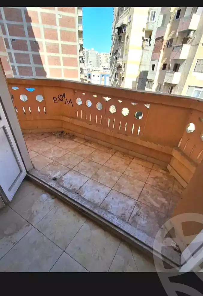 https://aqarmap.com.eg/ar/listing/7063399-for-sale-alexandria-lsywf-shamaa