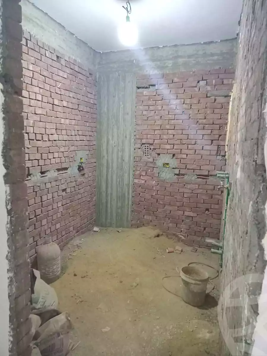 https://aqarmap.com.eg/en/listing/7063544-for-sale-cairo-helwan-hadayek-helwan-el-eshrein-st