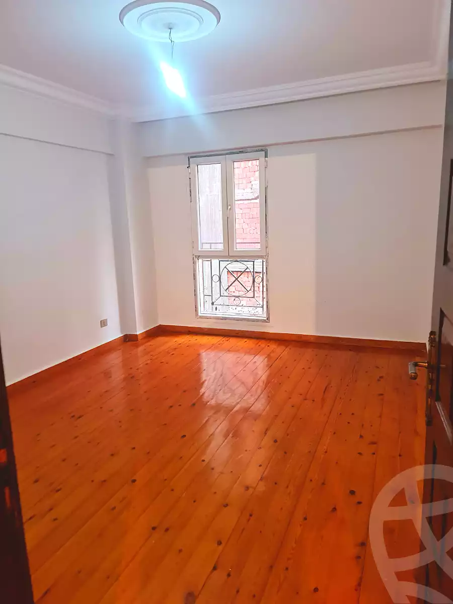 https://aqarmap.com.eg/en/listing/7064063-for-rent-alexandria-smouha-compounds-in-smouha-fayrouzit-smouha