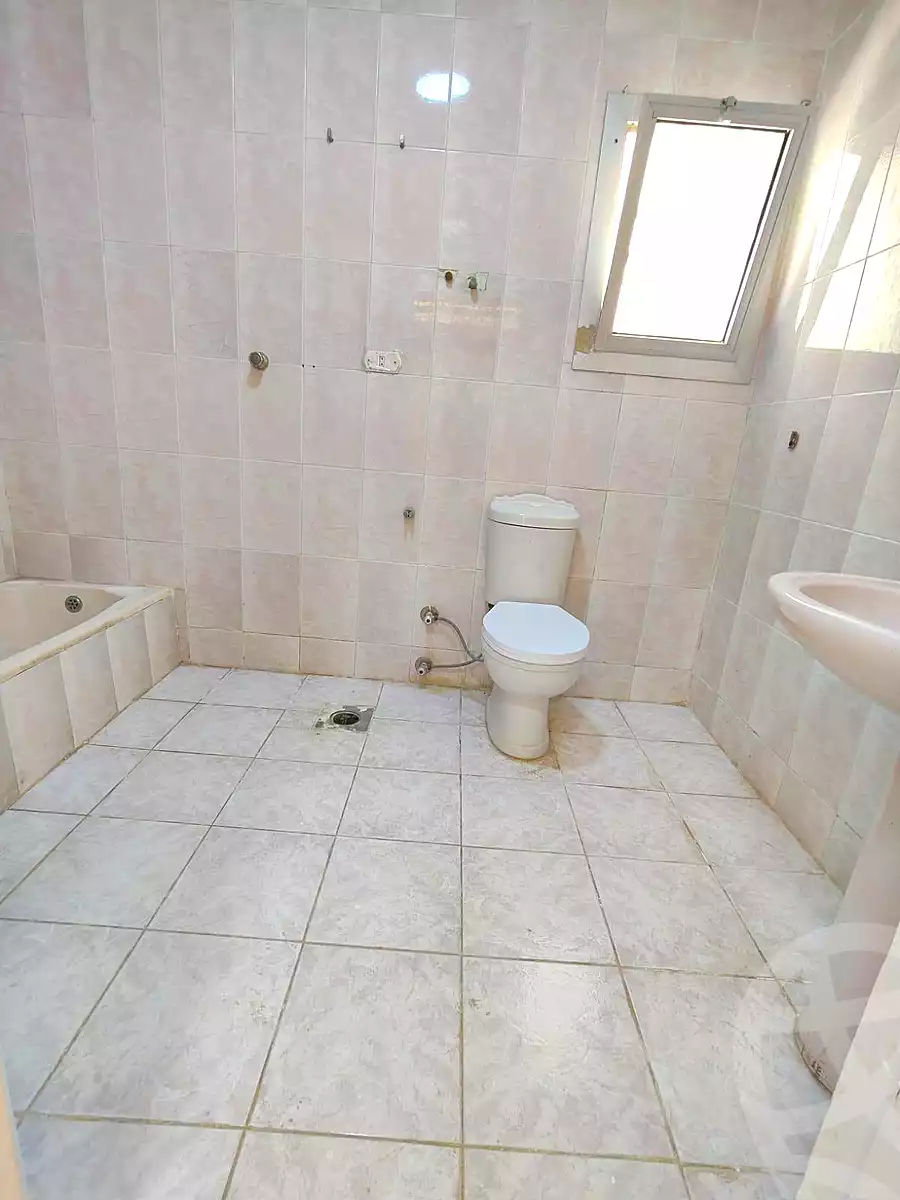 https://aqarmap.com.eg/ar/listing/7064089-for-sale-alexandria-al-agamy-shataa-el-nakheel