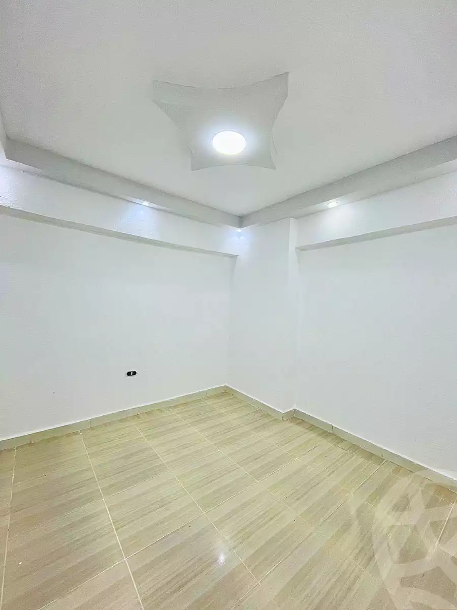 https://aqarmap.com.eg/ar/listing/7064106-for-sale-alexandria-al-agamy-shataa-el-nakheel