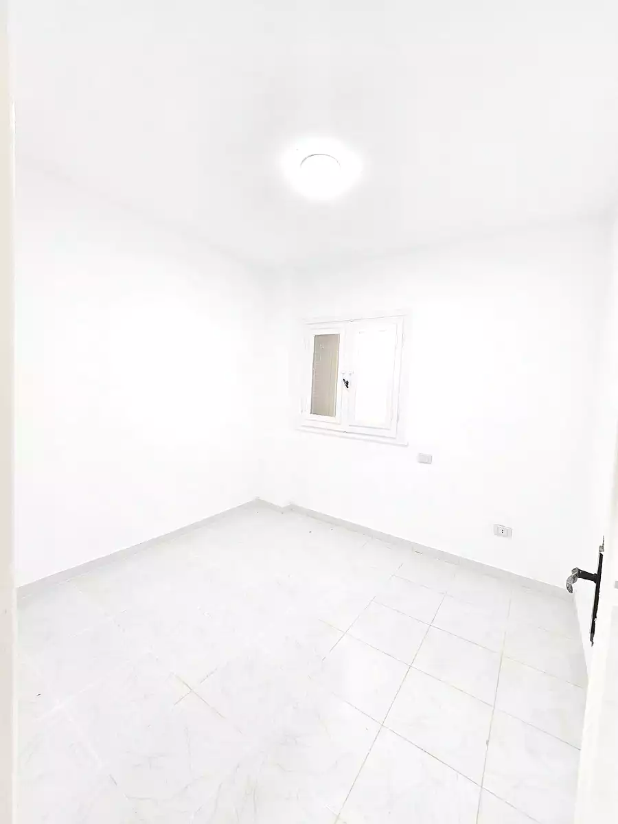 https://aqarmap.com.eg/ar/listing/7064113-for-sale-alexandria-al-agamy-shataa-el-nakheel