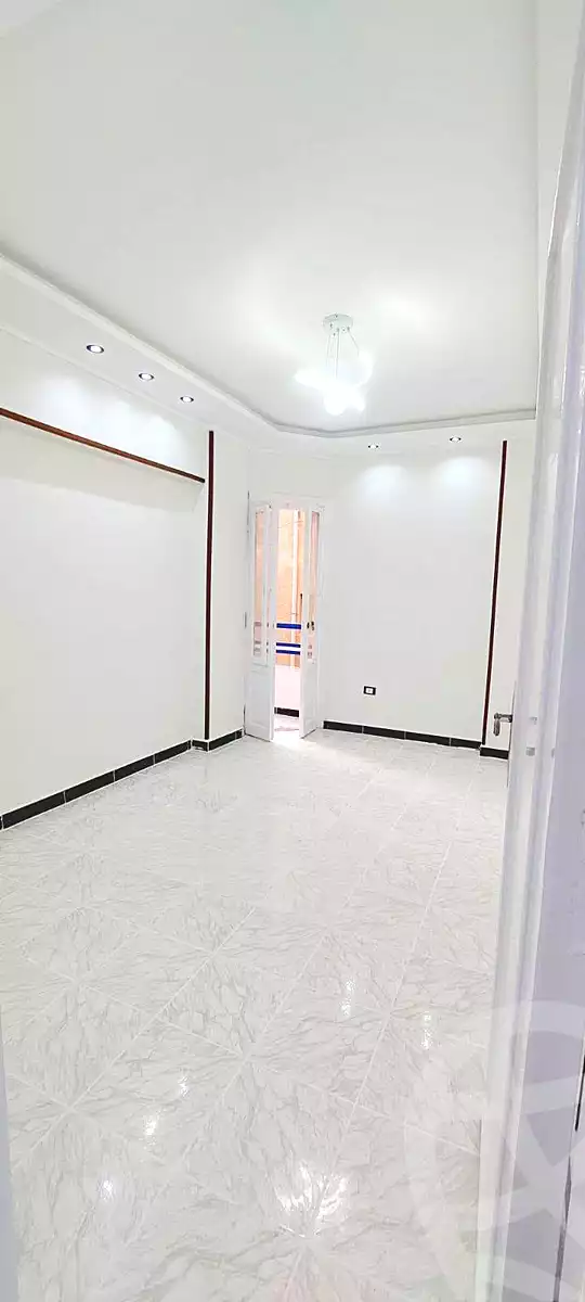 https://aqarmap.com.eg/ar/listing/7064146-for-sale-alexandria-al-agamy-shataa-el-nakheel