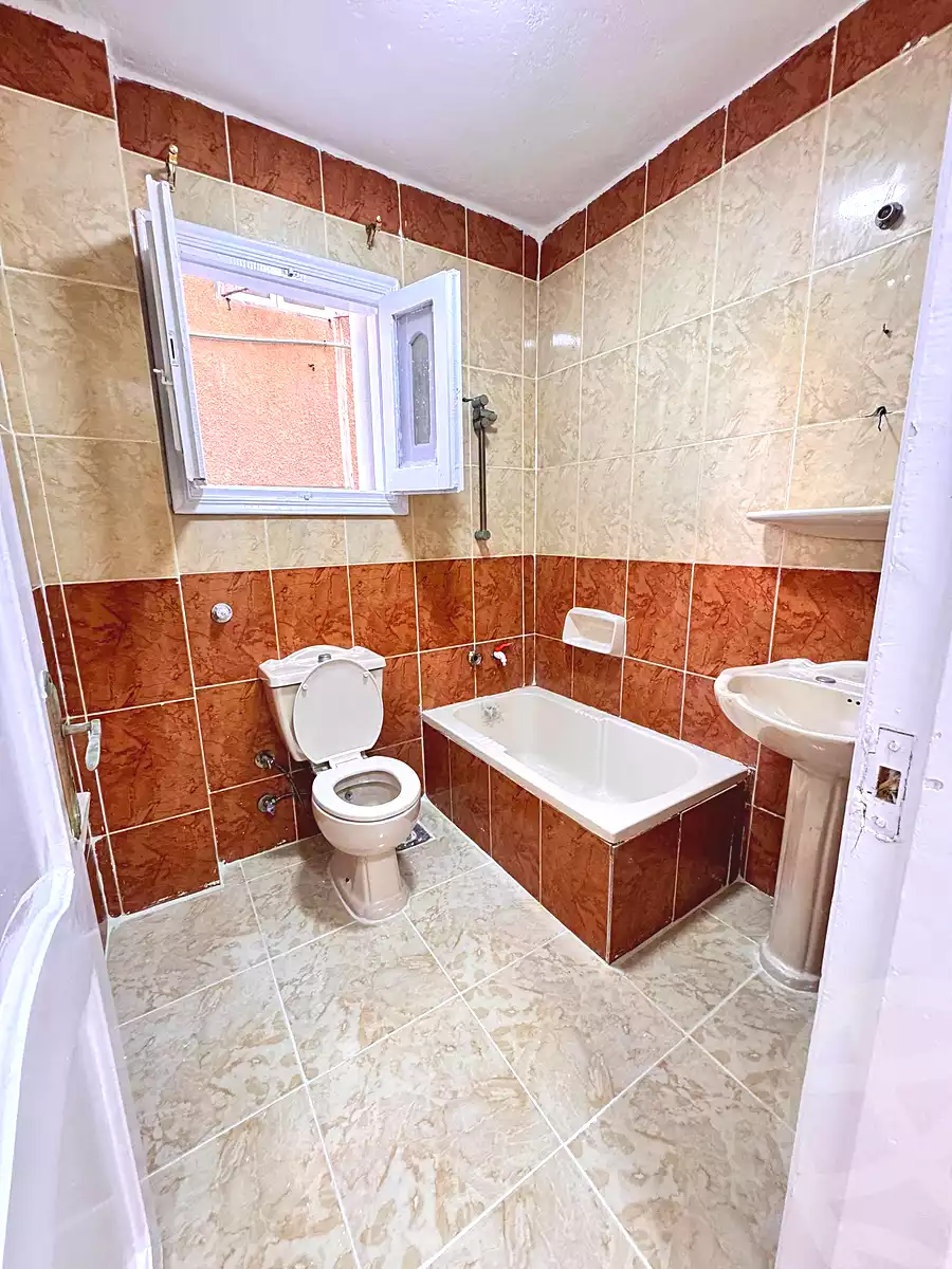https://aqarmap.com.eg/ar/listing/7064202-for-sale-alexandria-al-agamy-shataa-el-nakheel