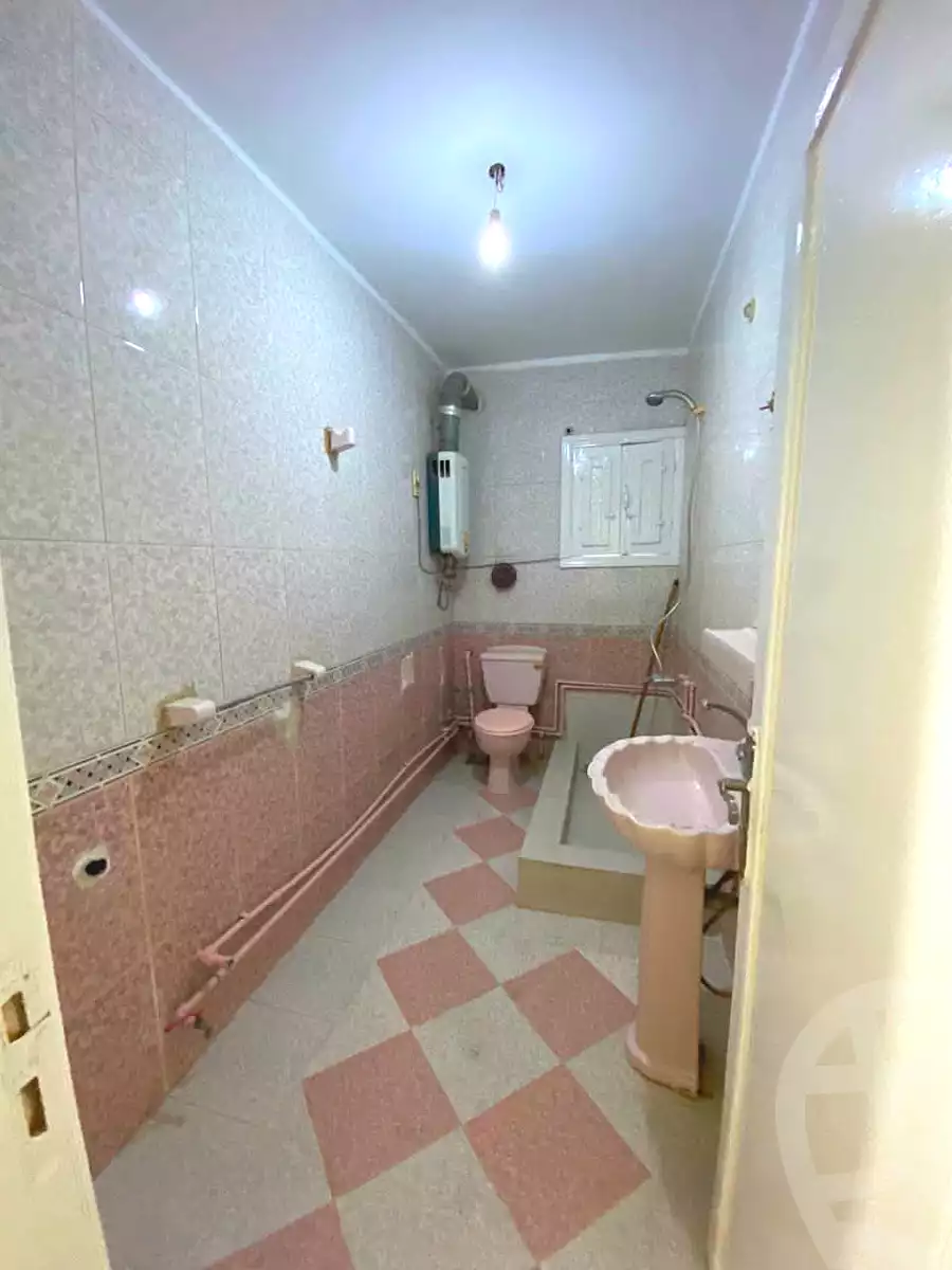 https://aqarmap.com.eg/en/listing/7064779-for-rent-cairo-el-haram-shareaa-khatem-el-morsalen
